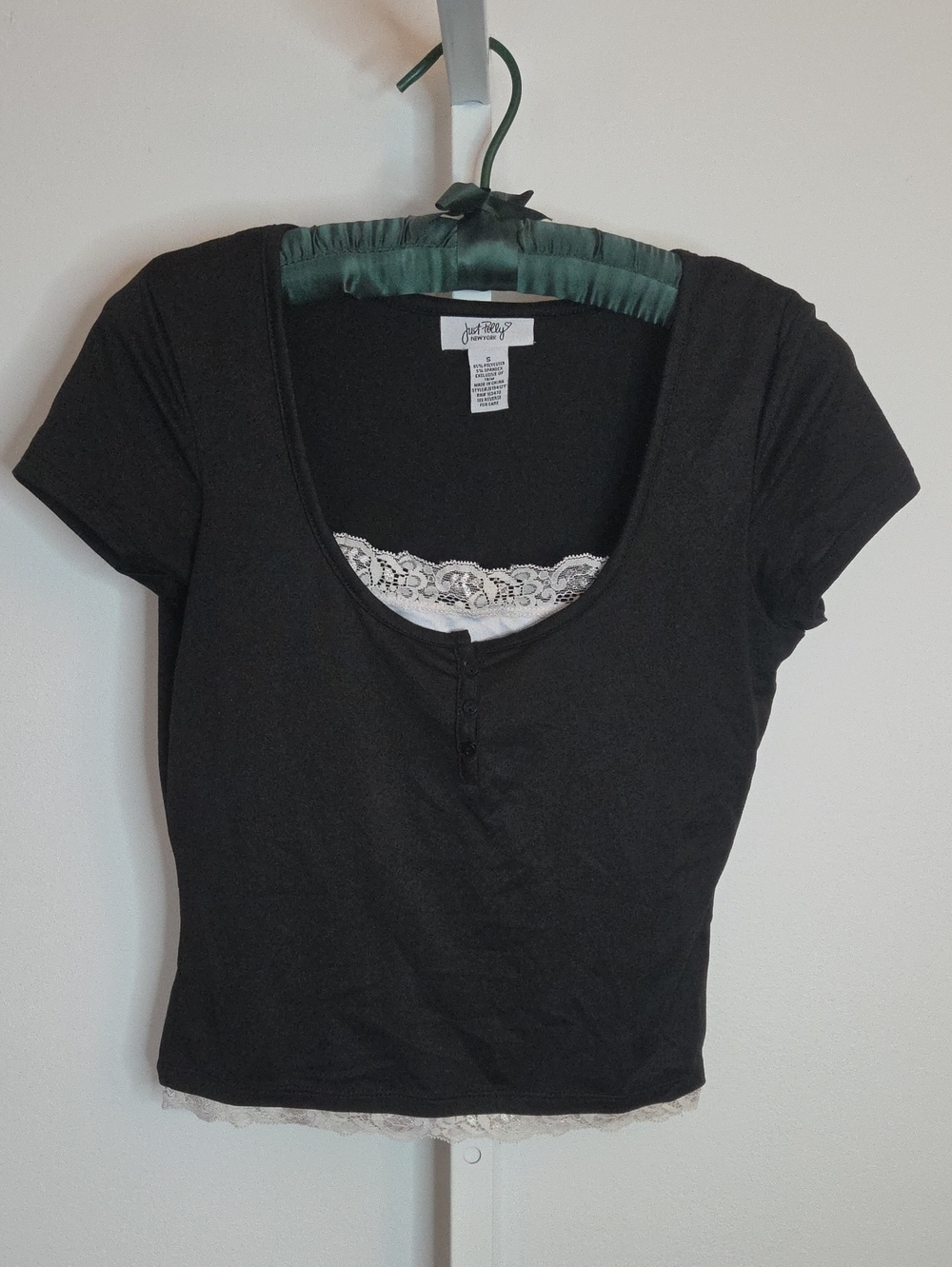 Just Polly New York Women’s Black Top White Lace Stretchy Blouse Small